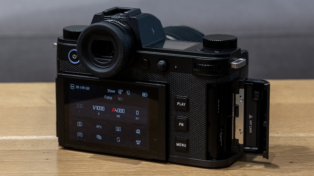 Leica SL3-S: Neue Profi-Systemkamera im ersten Check - COMPUTER BILD
