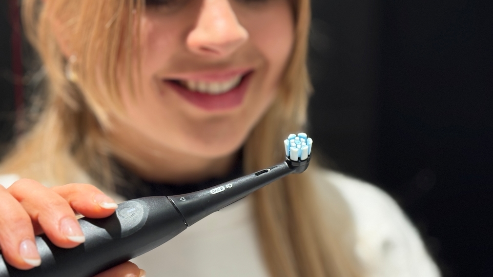 Oral-B iO2 im Test: Was kann die gnstige Zahnbrste wirklich? - COMPUTER  BILD