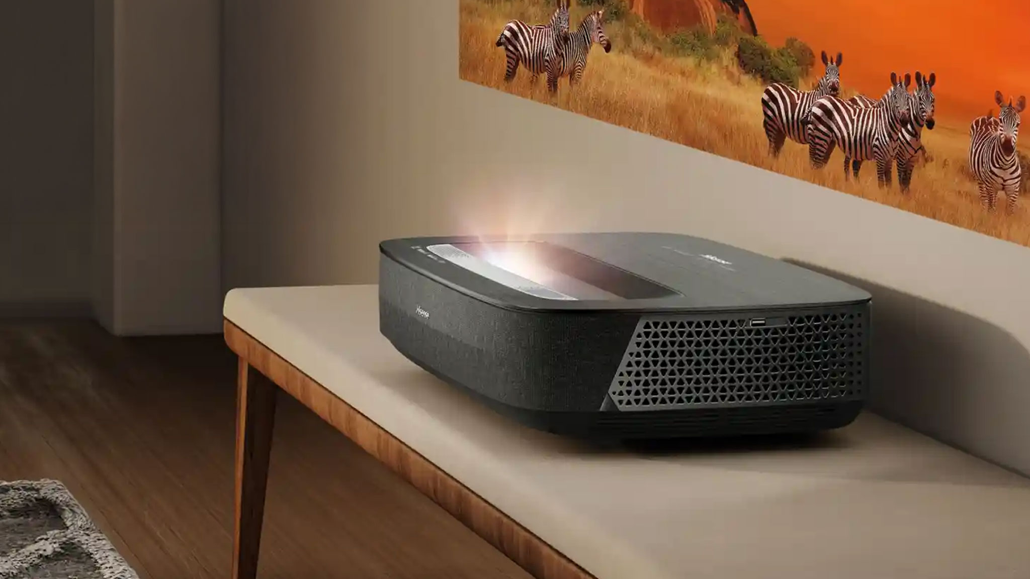 Hisense-PL2-im-Test-Der-Laser-TV-zaubert-Riesenbilder-aus-dem-Nichts