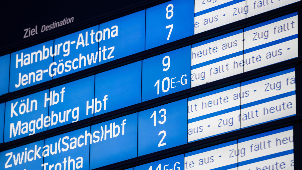 Die Deutsche Bahn will besser über Störungen informieren