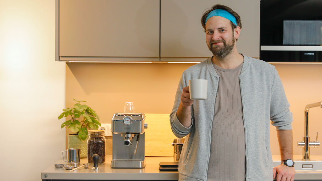 Günstige Siebträgermaschinen bis 500 Euro im Test: Schnäppchen von Solis, DeLonghi & Co.