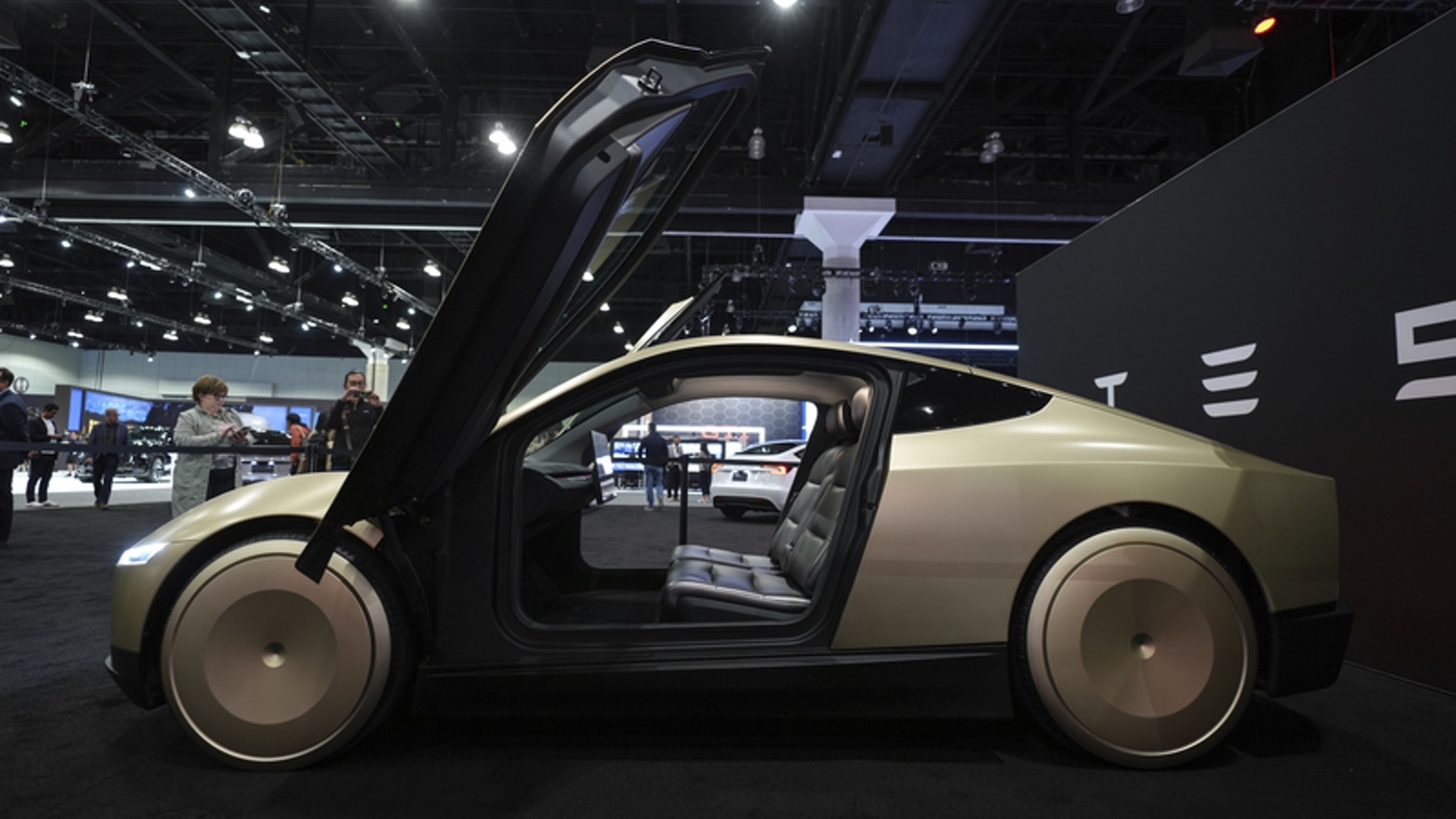 Tesla-Robotaxi-steht-auf-der-Kippe
