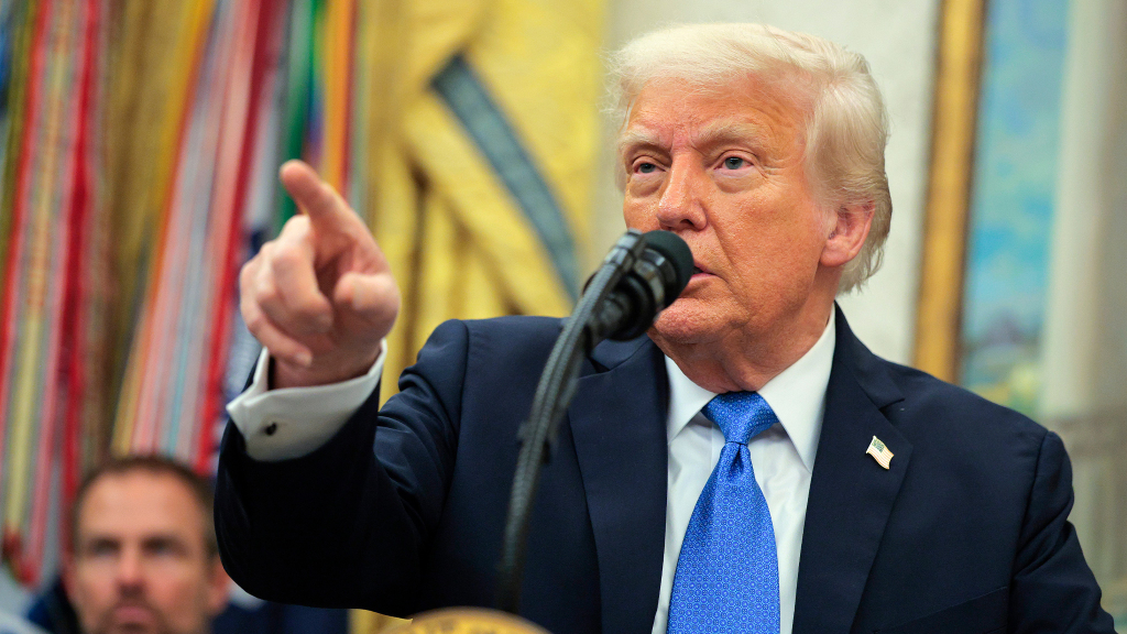 Trump droht Apple: Werden iPhones 25 Prozent teurer?