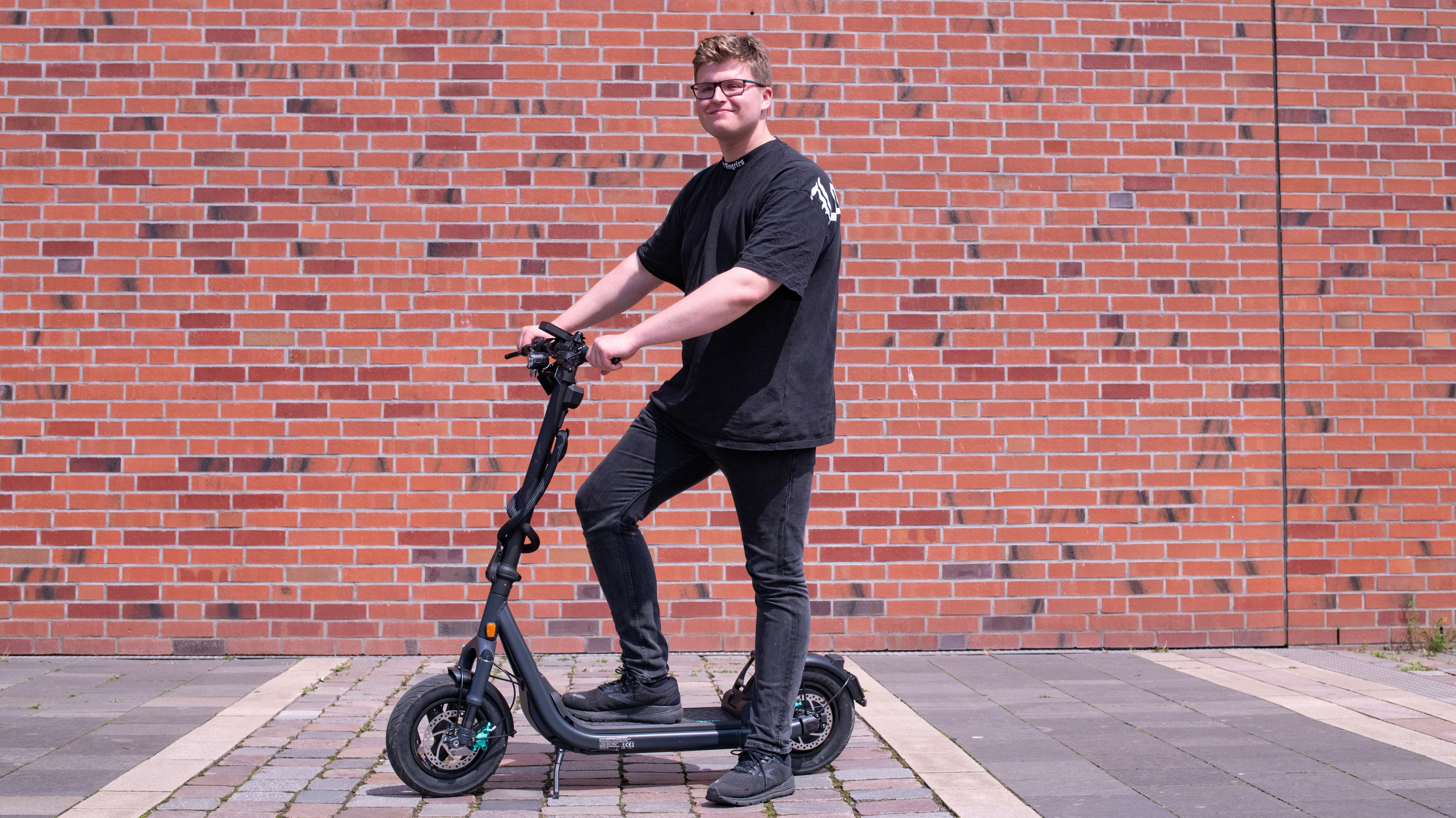 Der-Scooter-der-Superlative-im-Praxistest