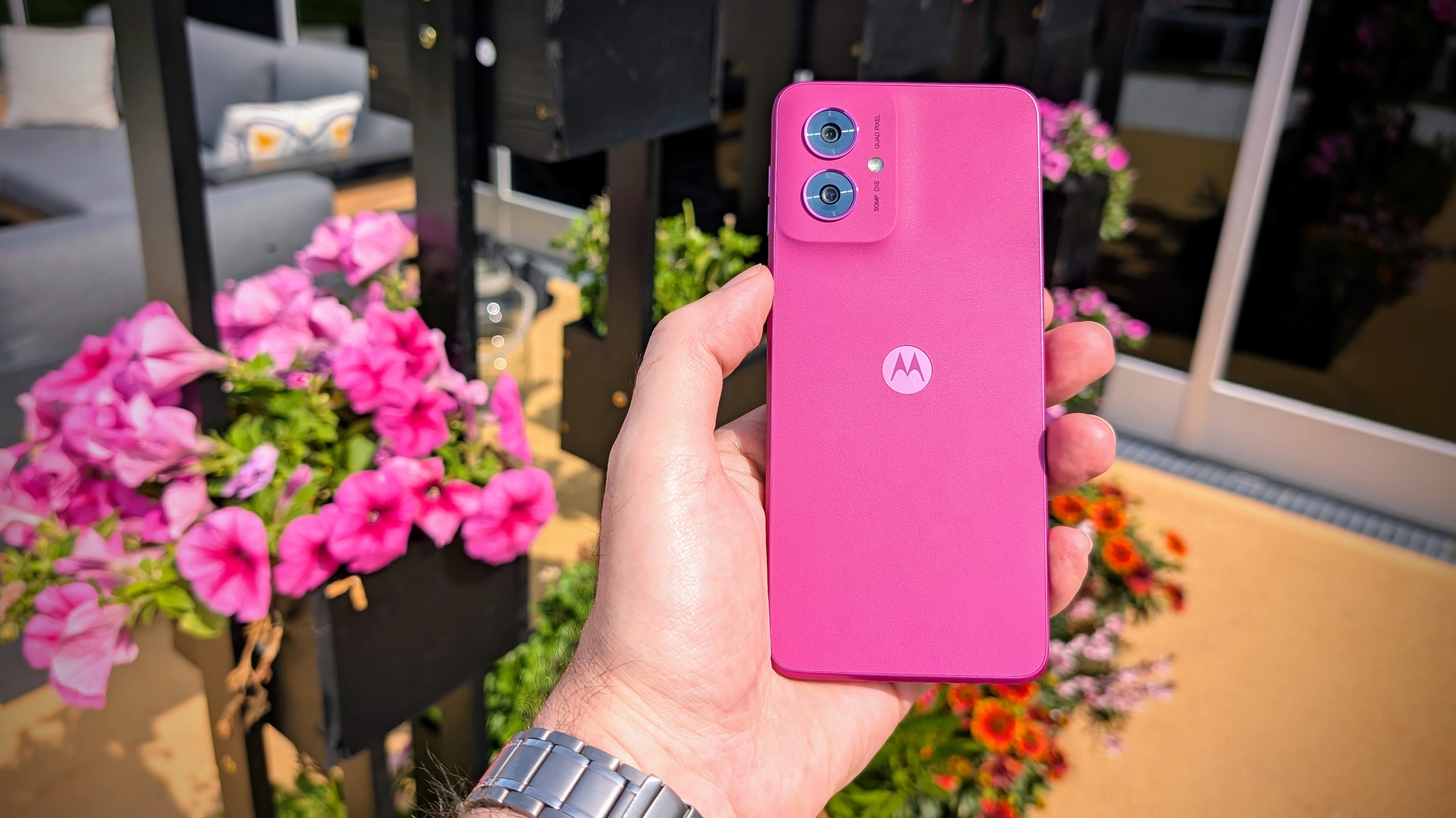 Motorola-Moto-G55-im-Test-Das-Li-La-Launephone