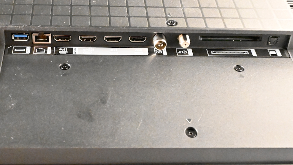 QD-Mini-LED TCL Q7C im Test: Samsung und LG unter Druck - COMPUTER BILD