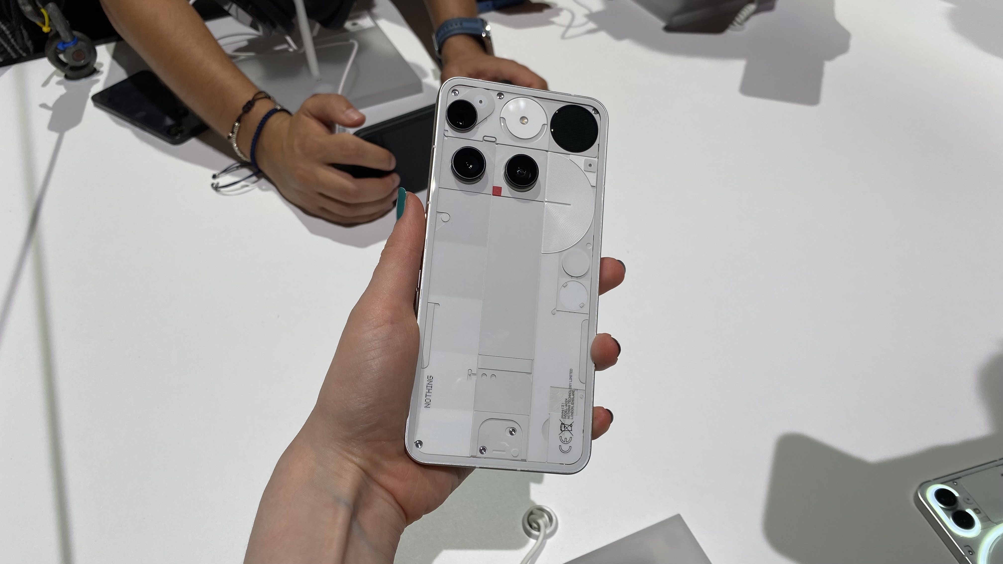nothing-phone-3-gelingt-damit-der-sieg-gegen-samsung-und-google