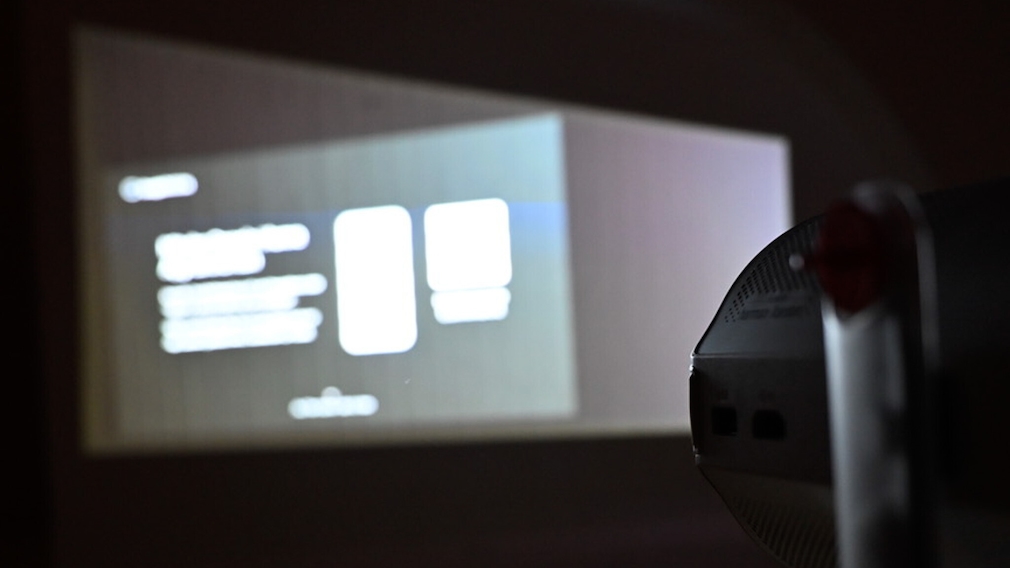 XGIMI MOGO 4 in the test: Clone of the Samsung Freestyle beats original