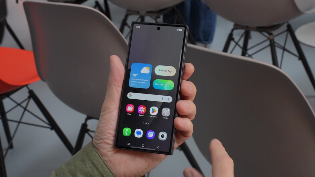Galaxy Fold 7 zugeklappt