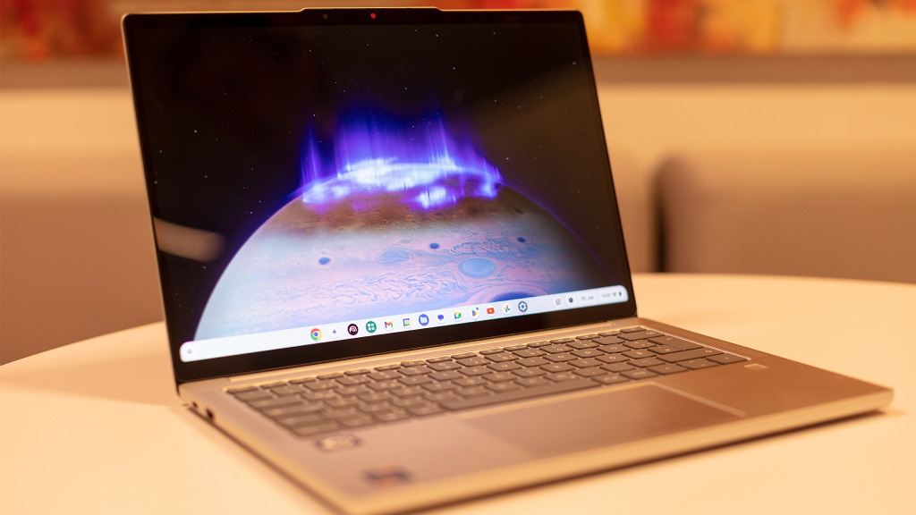 Lenovo Chromebook Plus 14 im Test: Auch ohne AMD und Intel flink?