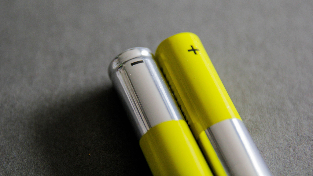 So erkennen Sie leere Batterien ohne Hilfsmittel