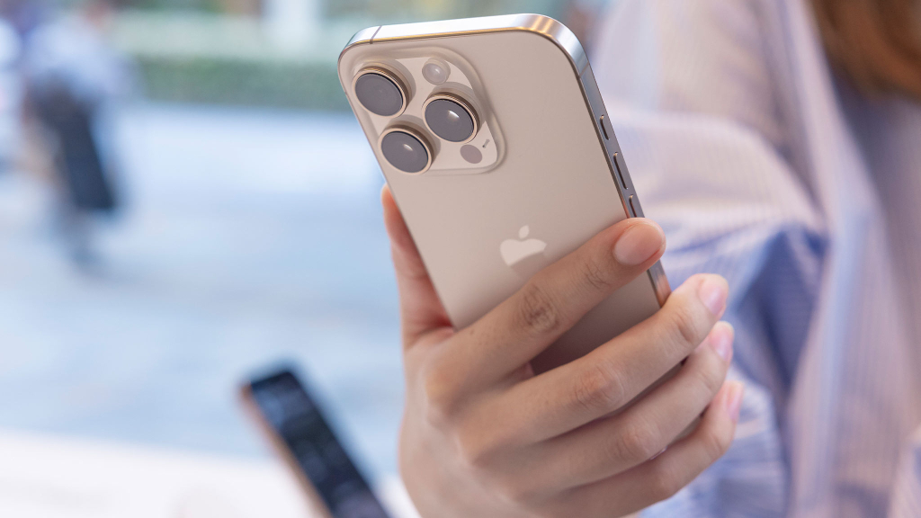 iPhone 17 Pro: Darum hat das Gehäuse ein riesiges Loch