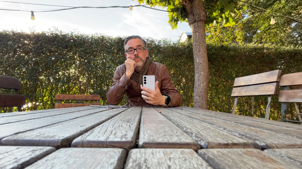 Samsung Galaxy S25 FE im Test: Zwischen den Stühlen