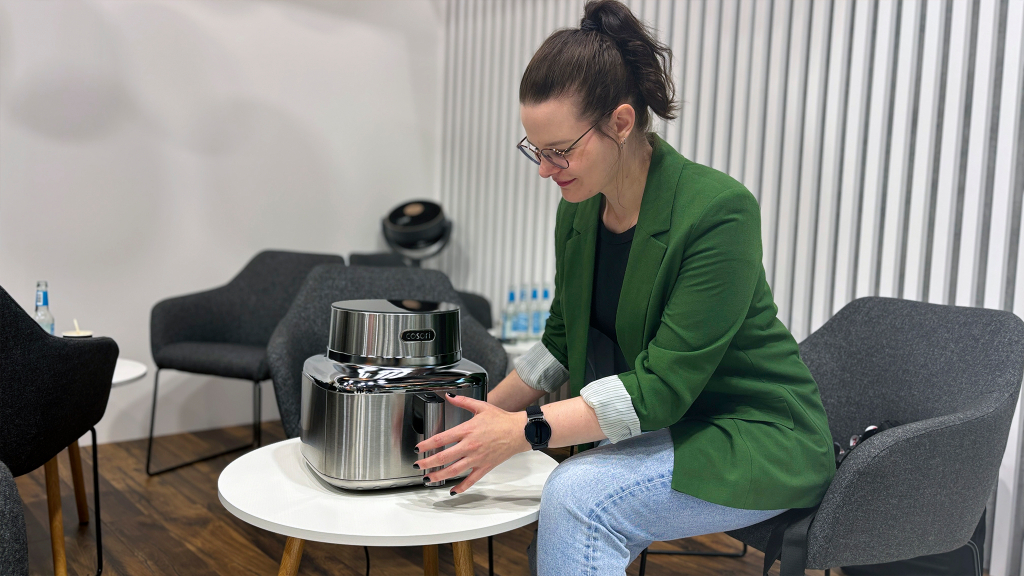 Neuer Cosori Iconic Edelstahl-Airfryer jetzt vorbestellbar, Auslieferung im Januar 2026