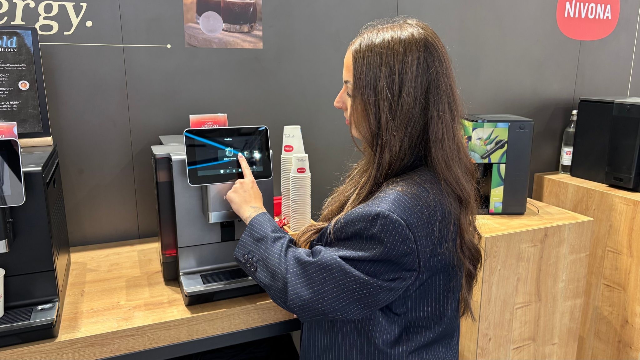 Nivona-Nivo-9101-im-Test-Kaffee-mit-Pflanzenmilch-im-Fokus