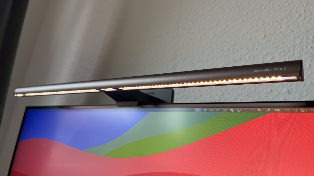 BenQ ScreenBar Halo 2 im Test: Monitor-Lampe mit separatem Rücklicht