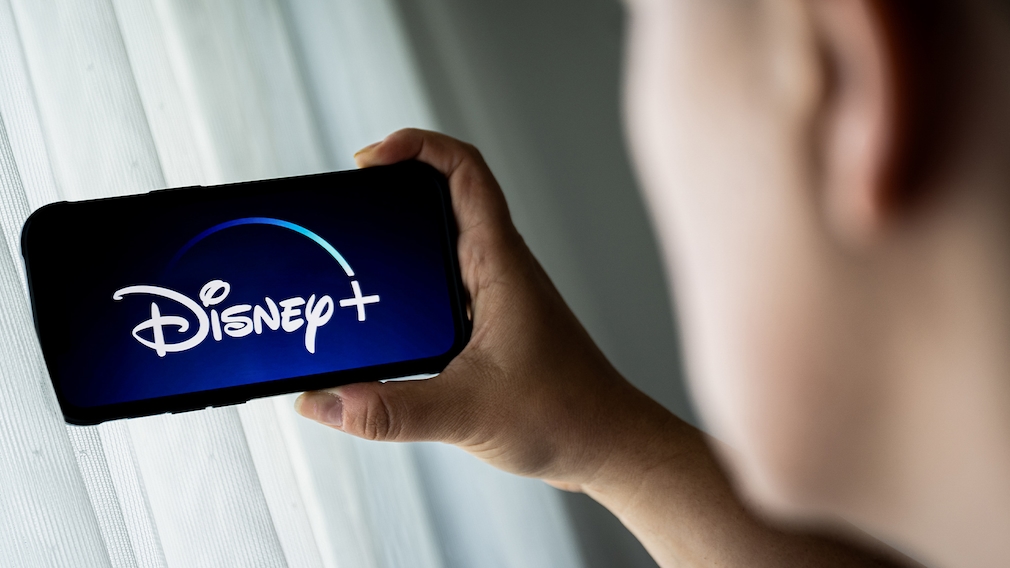 Disney+ erhöht erneut Preise – so viel kostet das Abo ab Oktober ...