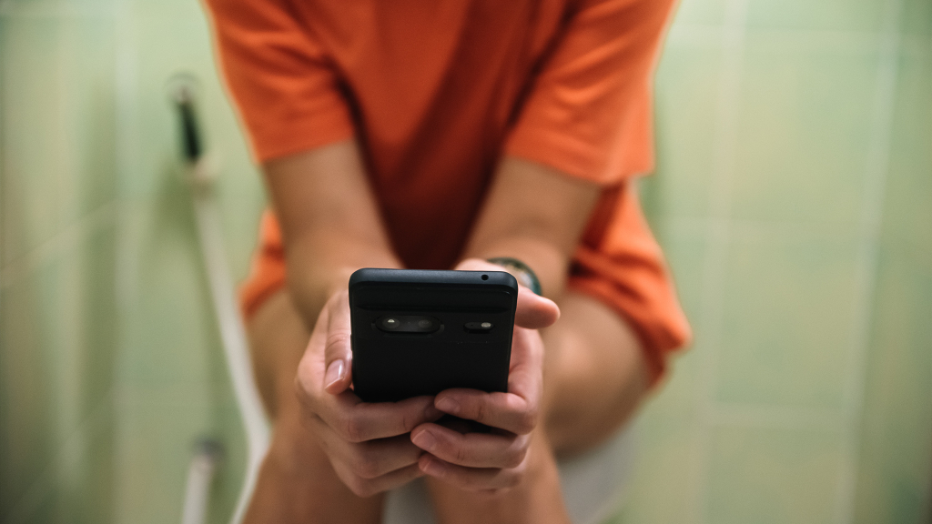 Auf chinesischen Toiletten: Erst Werbung schauen, dann Klopapier bekommen