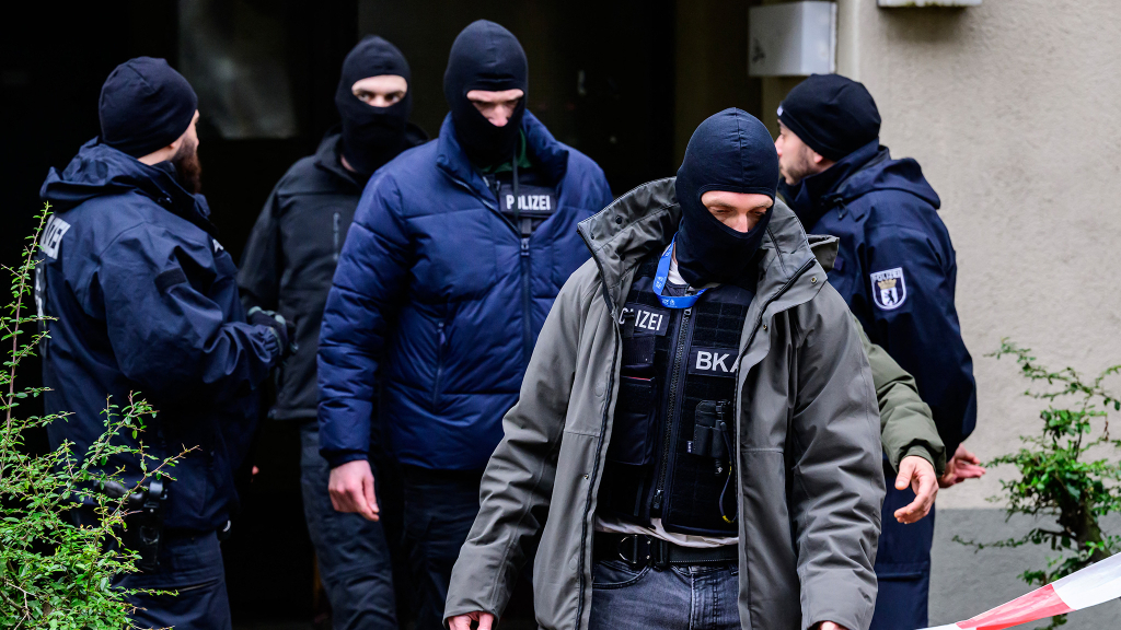 BKA nimmt Kreditkarten-Betrüger hoch