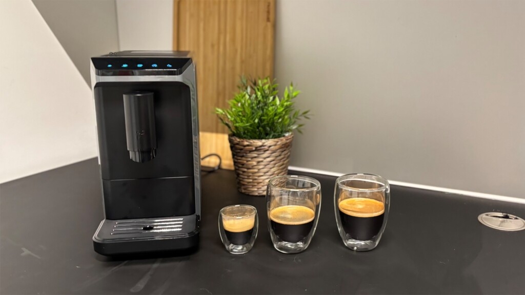 Tchibo Ernesto Mini: Kleinster Vollautomat im Test