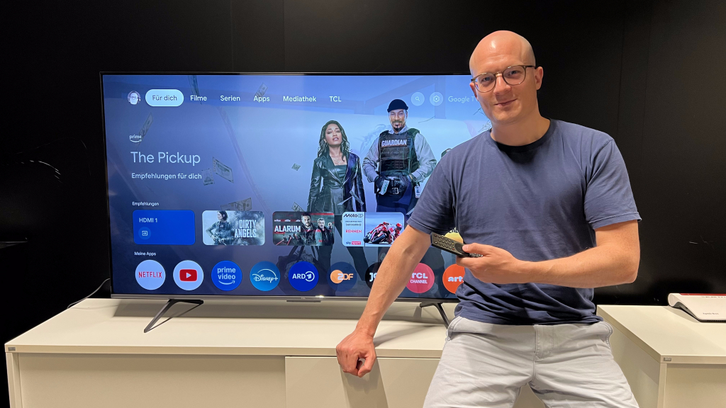 Der TCL T8C gibt mit QLED an – wie gut ist das Bild bei diesem Preis wirklich?