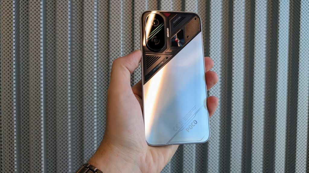 Überraschung im Testlabor: Das preiswerte Poco F7 hat einen der stärksten Akkus überhaupt