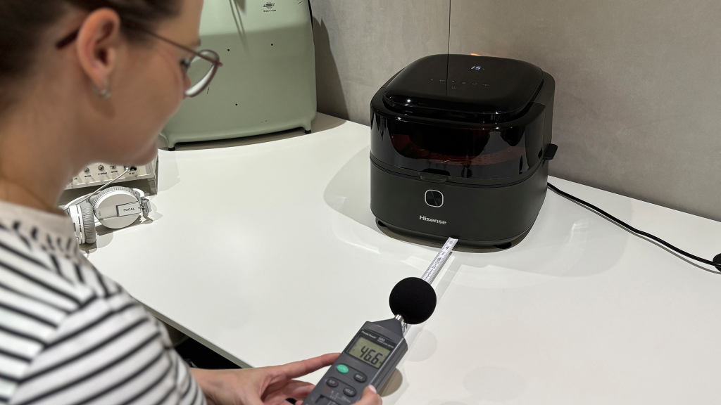 Die leisesten Airfryer im Test: Heißluftfritteusen im Vergleich 2025