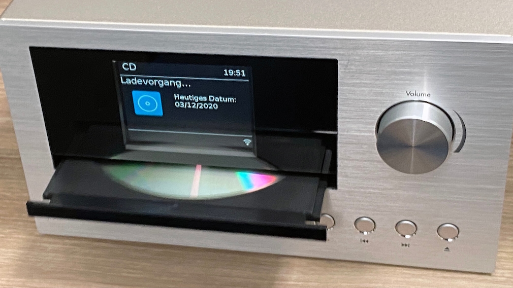 Medion P85003: Klang der Stereoanlage bringt uns zum staunen - COMPUTER ...