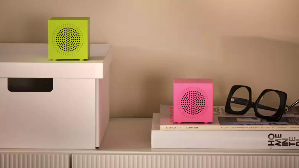 Kallsup: Ikeas neuer Lautsprecher spricht mit 99 anderen bunten Bluetooth-Würfeln