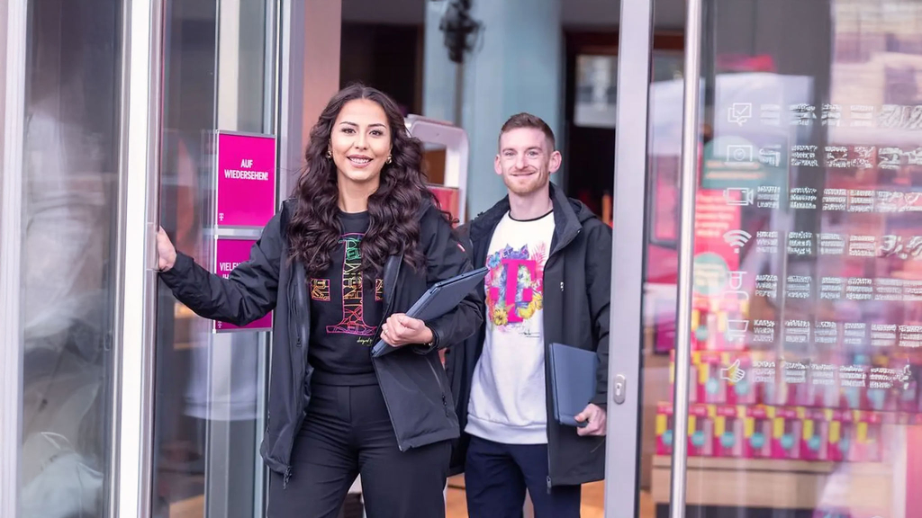 Warum die Telekom jetzt öfter bei Ihnen an der Tür klingeln will