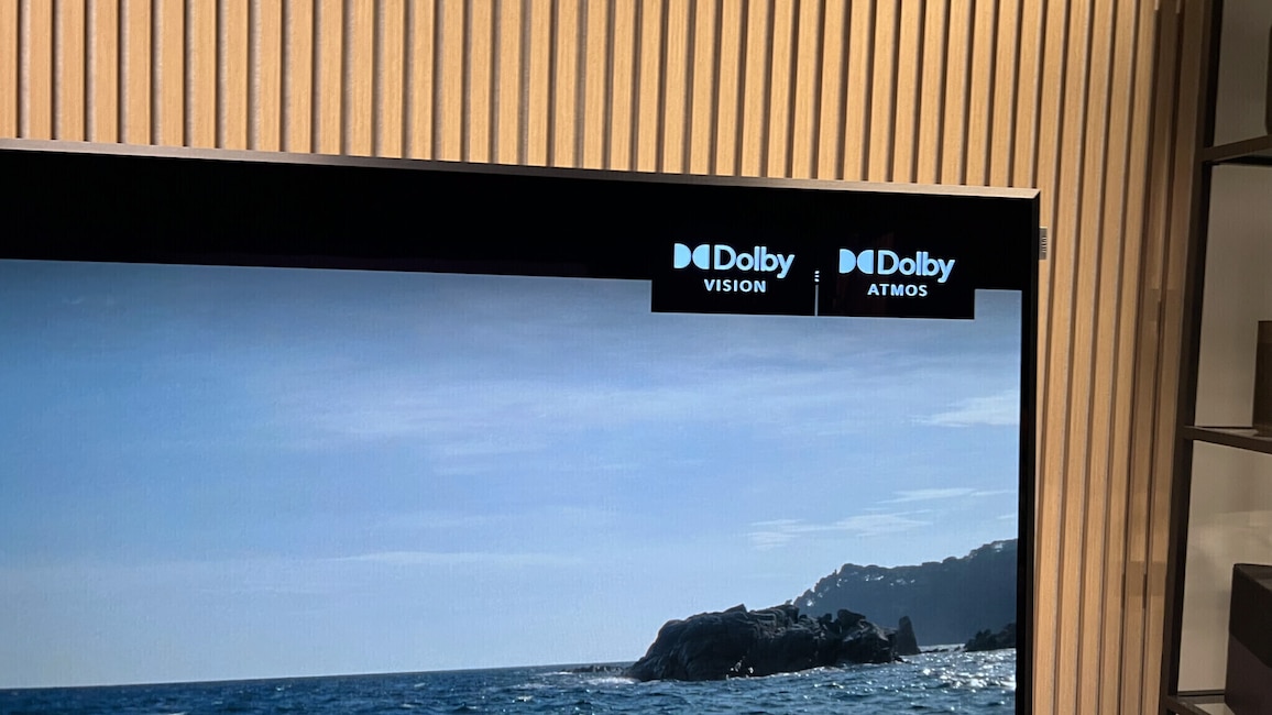 HDR-Fans kommen beim Stellar (vi) auf ihre Kosten, denn neben HDR10+ unterstützt der Fernseher auch Dolby Vision (samt Dolby Vision IQ).