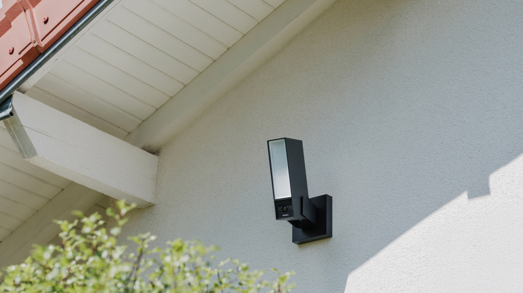 Netatmo kombiniert Außenkamera mit Flutlicht und Sirene