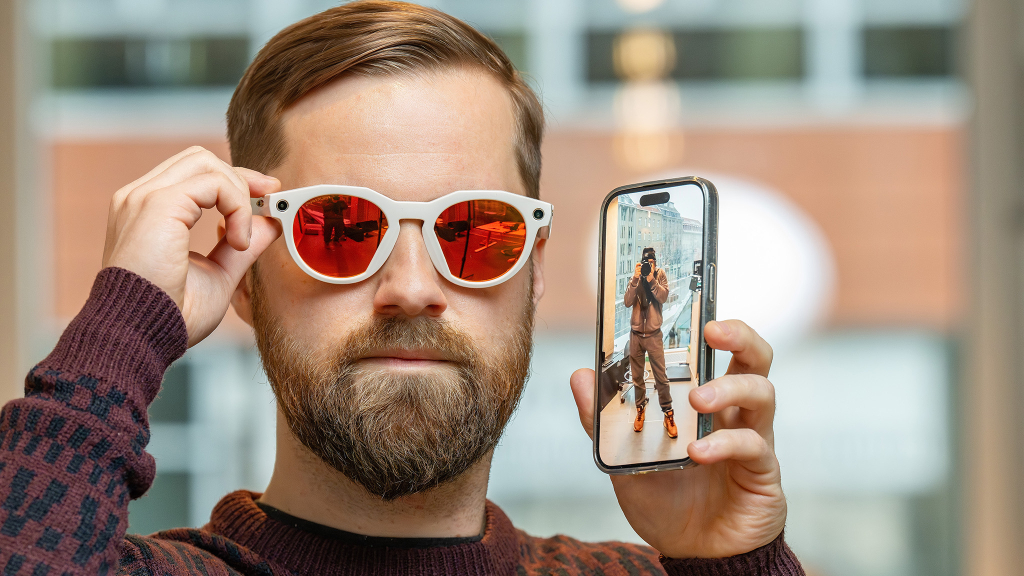 Oakley Meta HSTN im Test: Was taugt die smarte Brille für Sportfans?