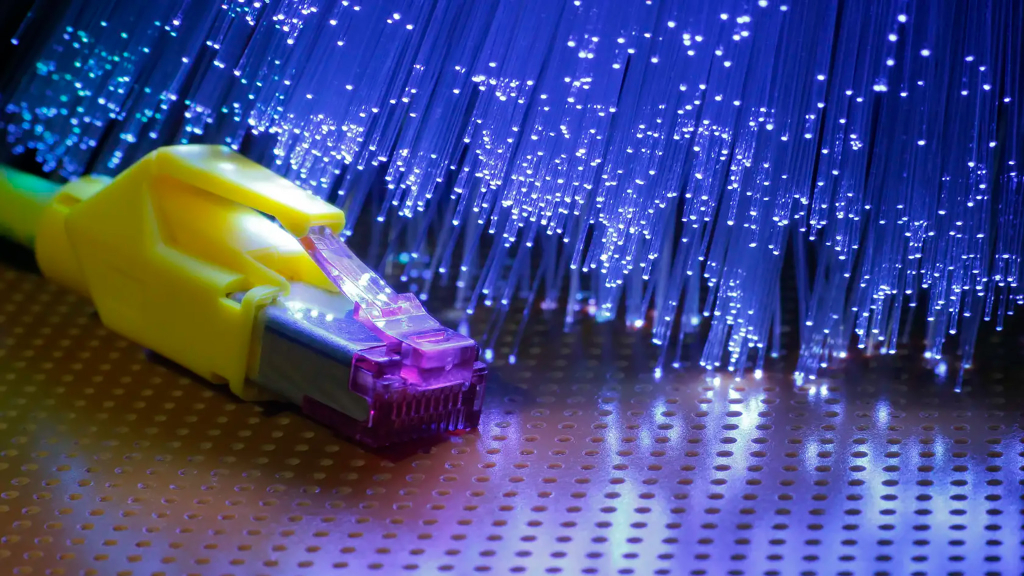 Glasfaserinternet in Deutschland: Neue VDE-Leitlinie soll den Ausbau deutlich beschleunigen