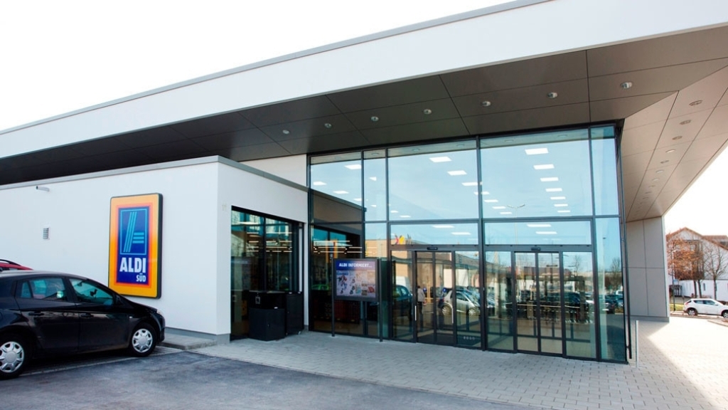 Parken über Nacht: Auch Aldi bewirbt Stellplatzvermietung