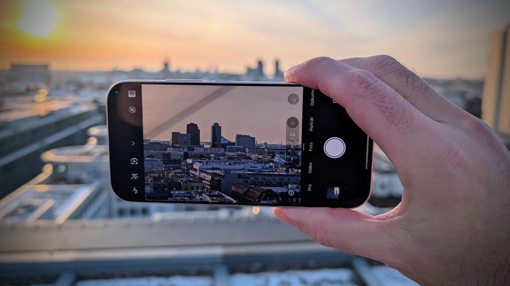 Xiaomi 17 im Test: So gut ist das kompakte Leica-Foto-Smartphone mit Riesen-Akku