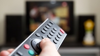 Fernbedinung Zappt Program durch
