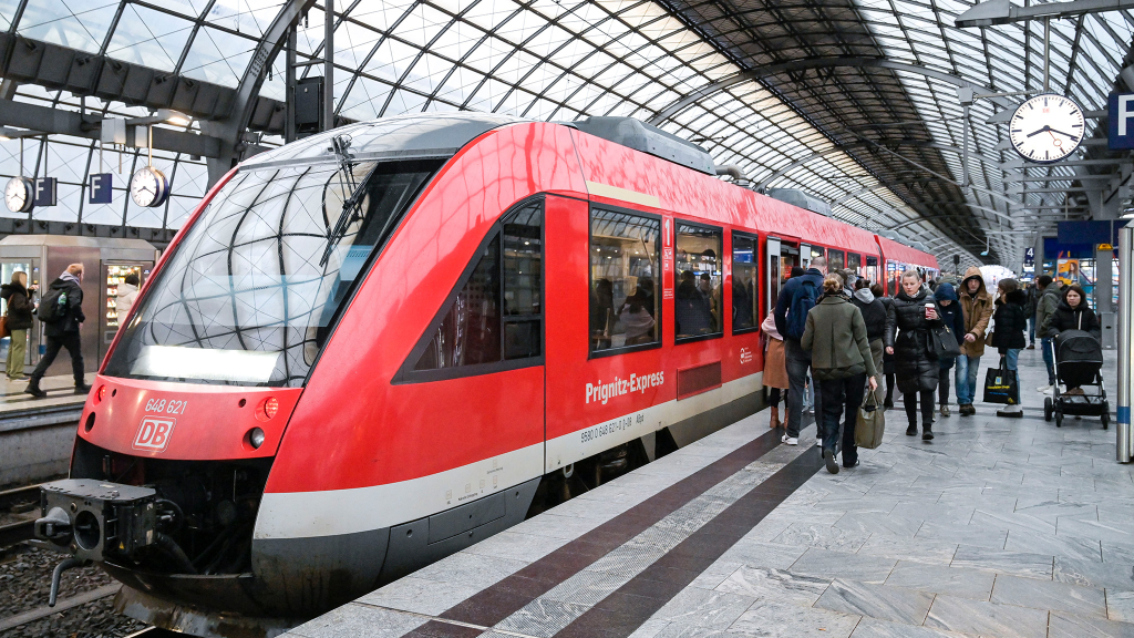 „BahnBet“ geht viral: Spiel lässt Nutzer auf Verspätungen wetten