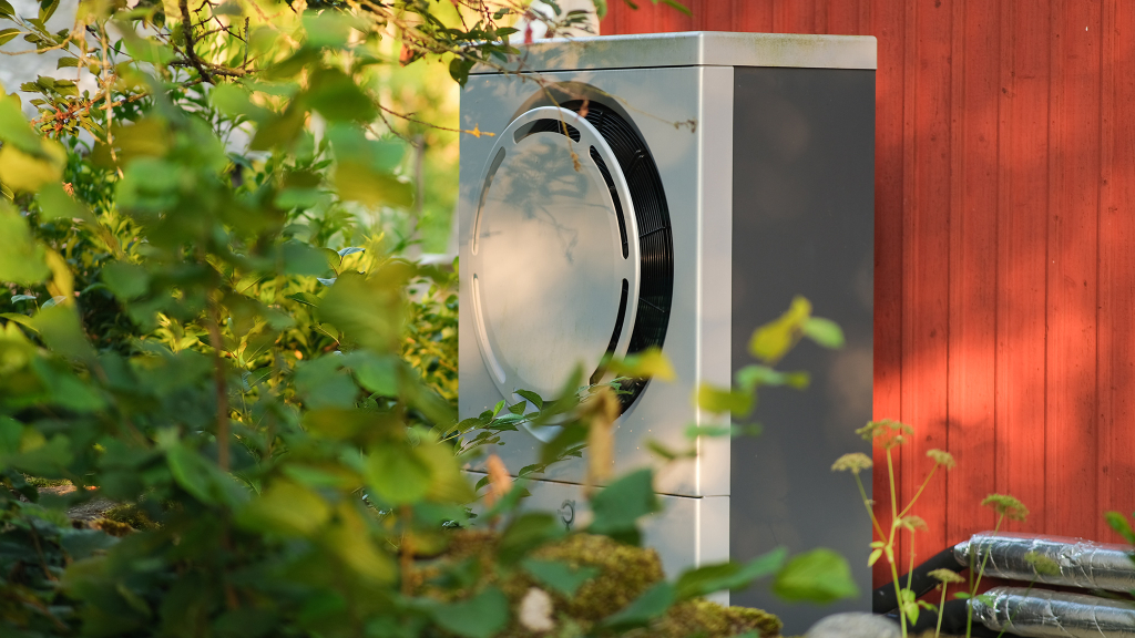 Wärmepumpe platzieren: Falscher Standort kann zur Kostenfalle werden