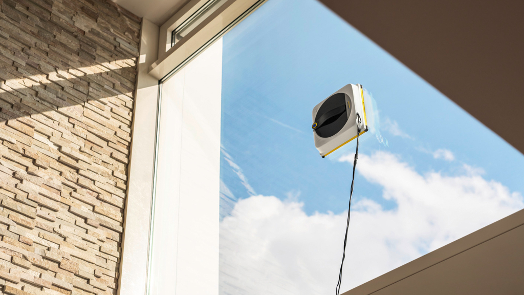 Saubere Fenster per Knopfdruck: Kärcher erweitert Sortiment um RCW-Serie