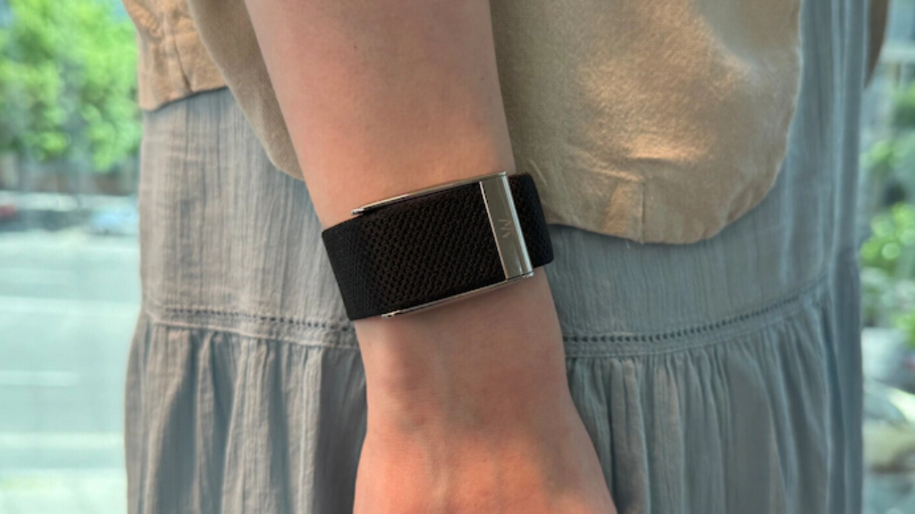 Google plant wohl neuen Fitbit-Tracker ohne Display