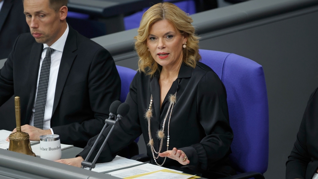 Signal-Hack im Bundestag: Klöckners Account kompromittiert