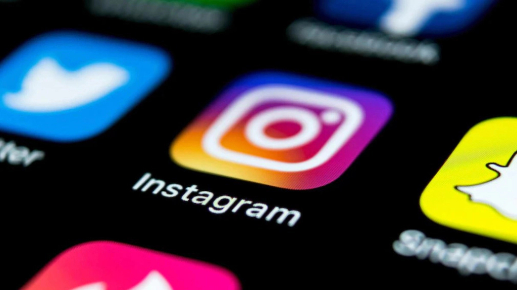 Instants: Instagram testet neue App im Snapchat-Stil