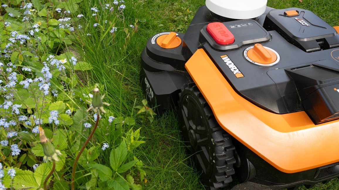 Worx Landroid Vision Cloud M800, Mähen, Kante