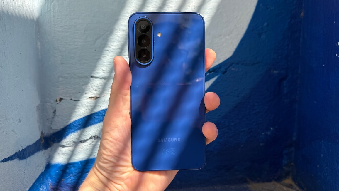 Galaxy A27: Blick auf die Rückseite, die empfindlich für Fingerabdrücke ist
