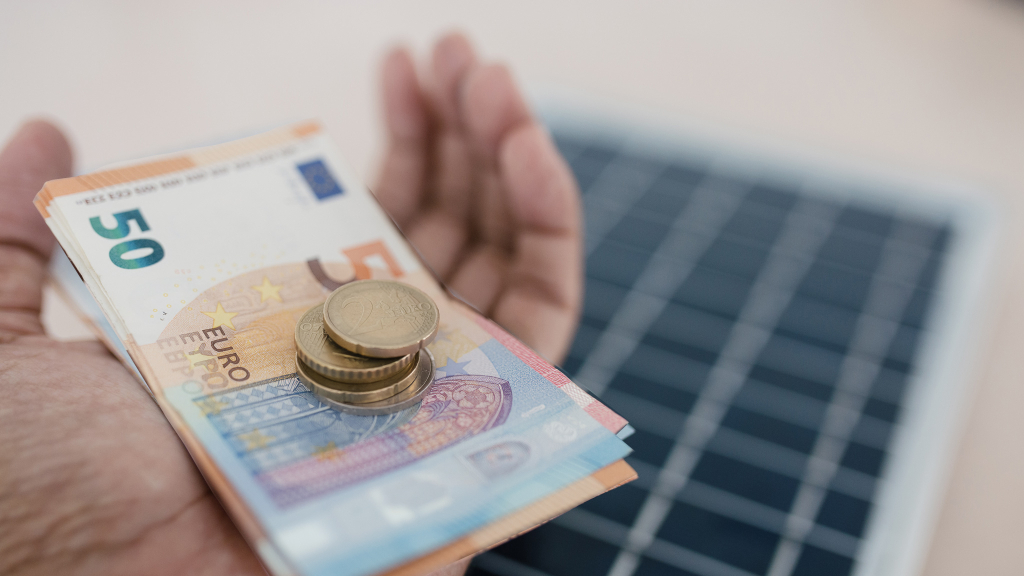 Achtung Abzocke: Diese Checks helfen beim Online-Kauf von Solaranlagen