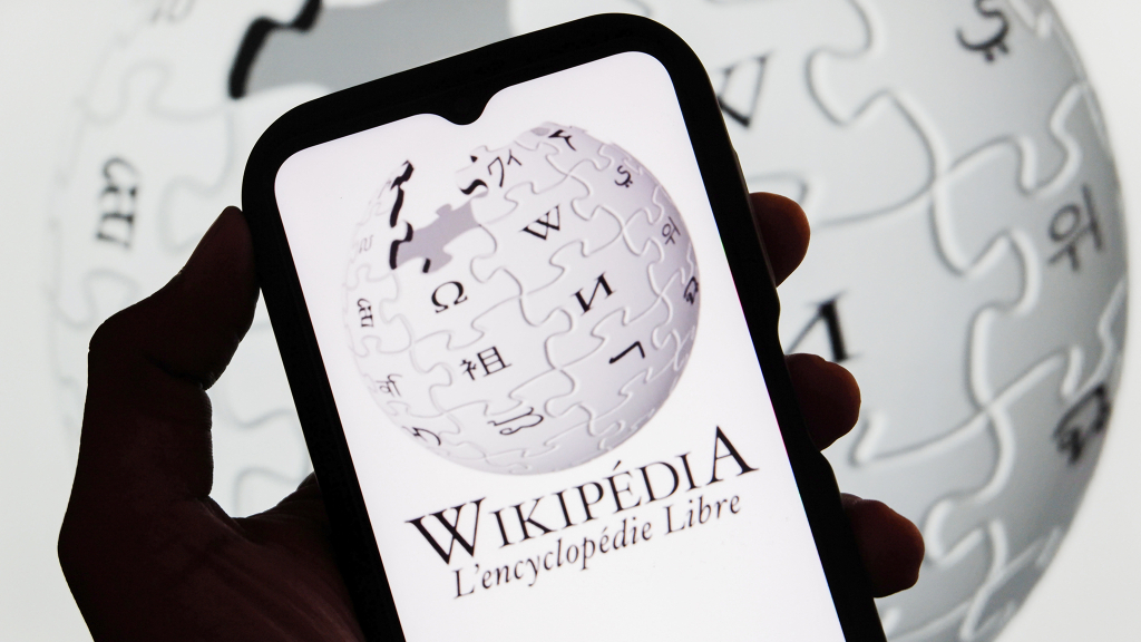 Wikipedia-Störung durch OpenAI-KI: Verursachten Agenten Server-Ausfall?