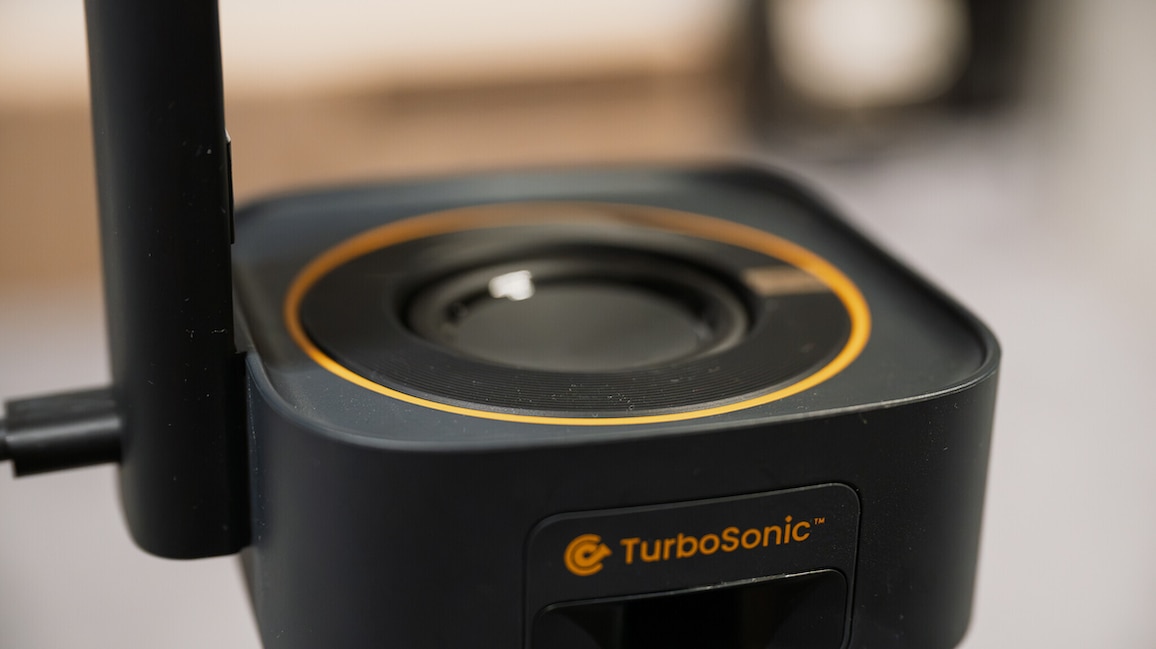 Richtig Bumms im Bein? Hat der Yaber T1 Pro trotz freizügig ausgestellter Sound-Membran nicht wirklich.