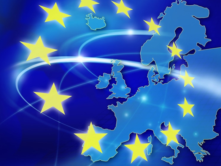 Europa-Karte mit EU-Flagge