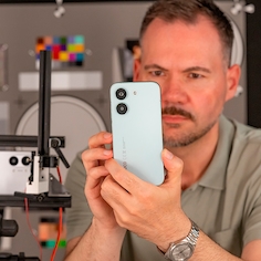 Michael Huch mit dem Poco M8 Pro 5G